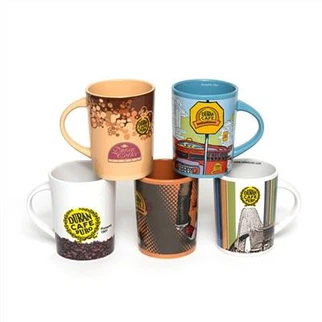 Tasse de café en céramique conçue